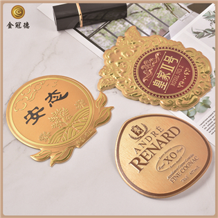酒瓶金屬標(biāo)貼，酒盒包裝標(biāo)牌銘牌。